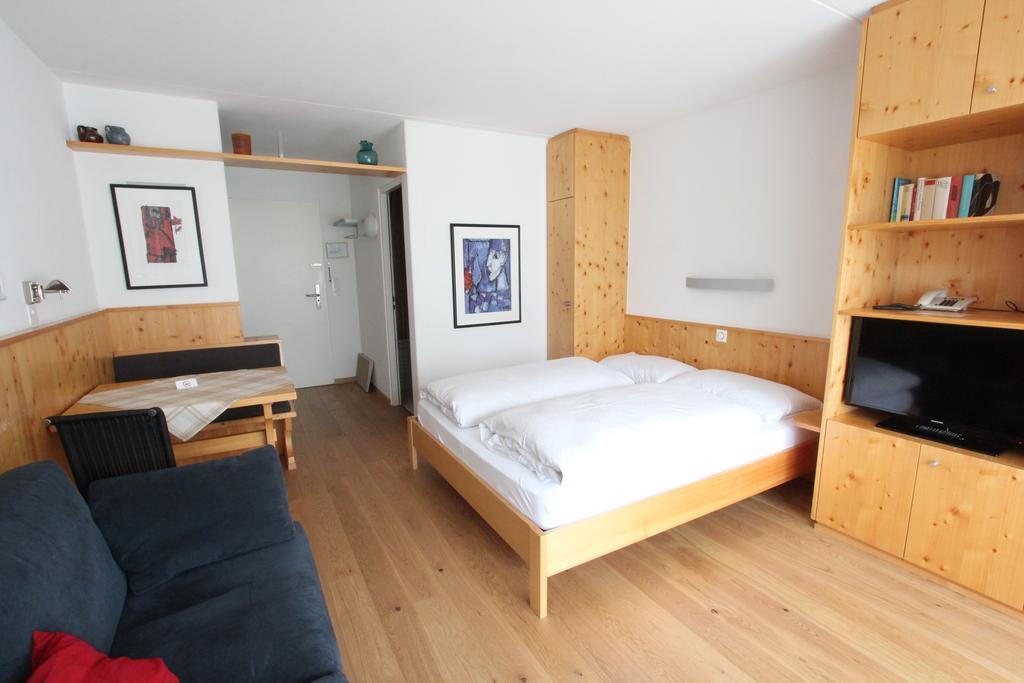 Hotel Des Alpes Флимс Екстериор снимка