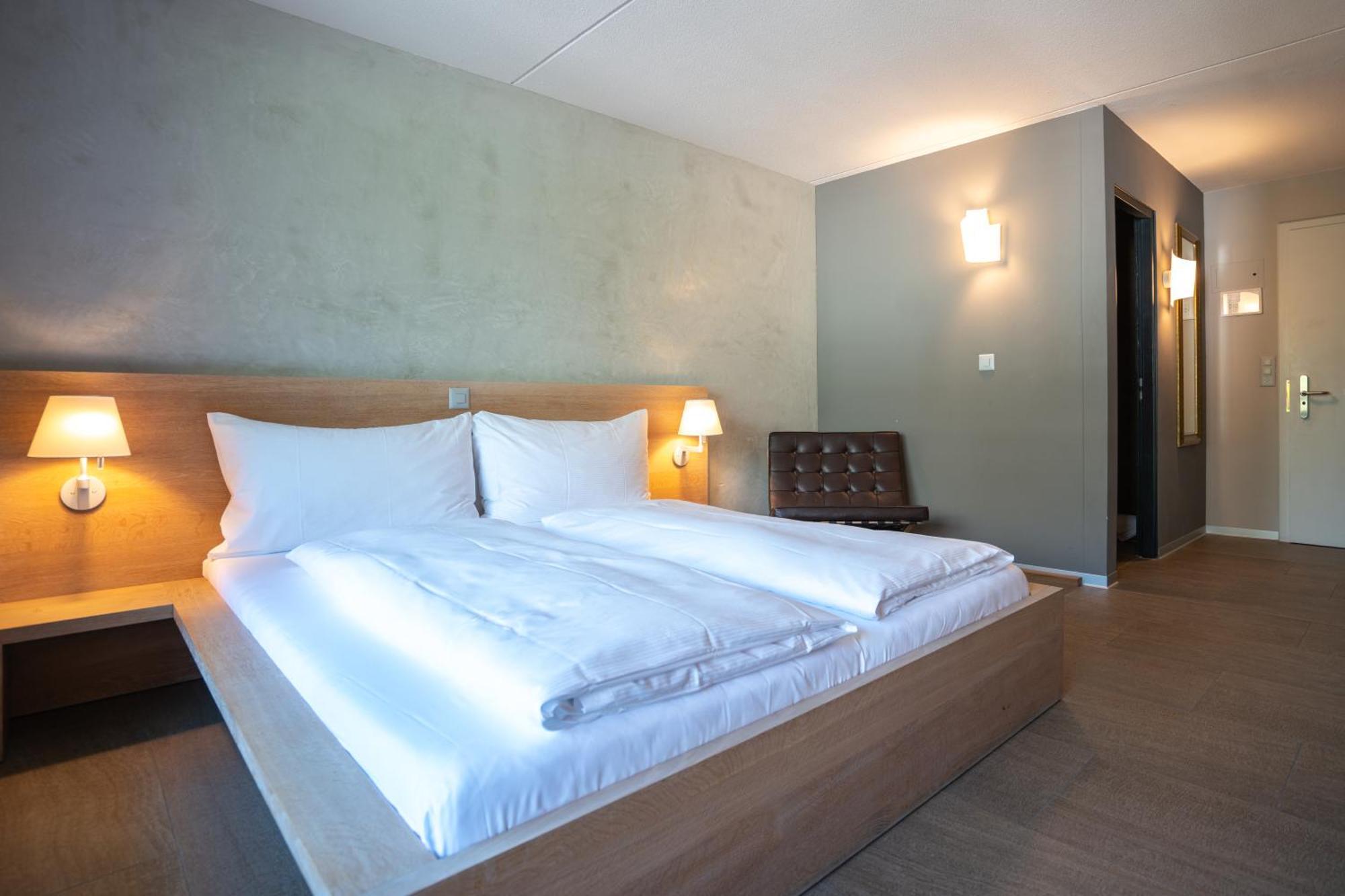 Hotel Des Alpes Флимс Екстериор снимка