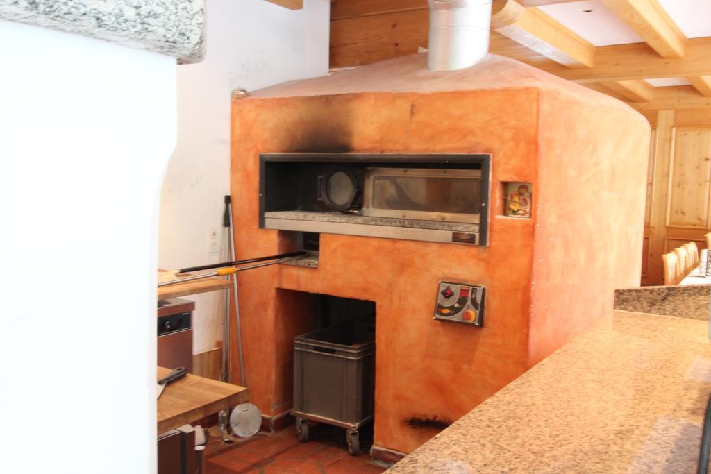 Hotel Des Alpes Флимс Екстериор снимка